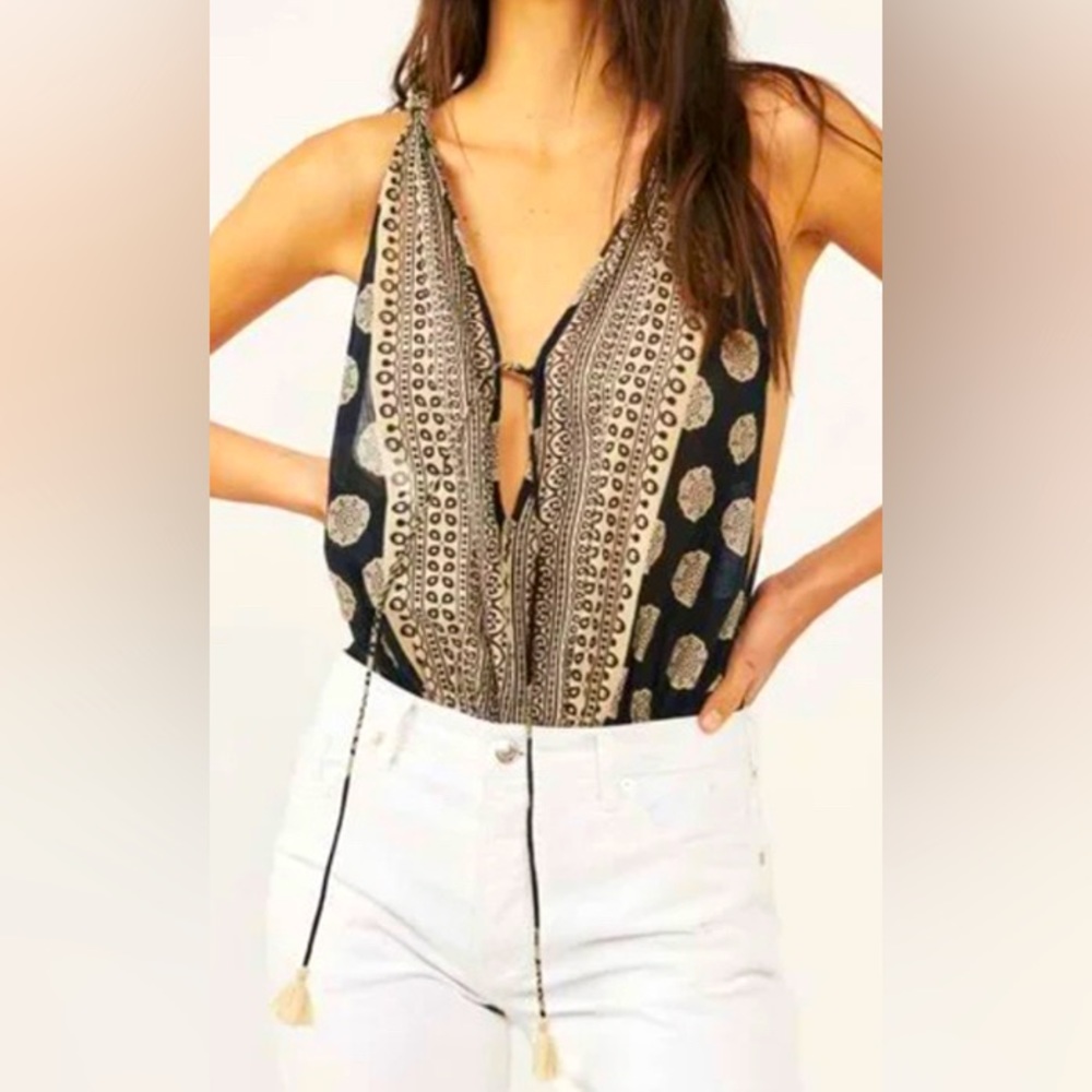 FREE PEOPLE- SOUL OF THE SUN BODYSUIT- Size M